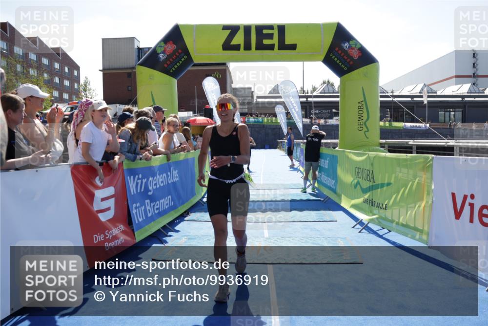 09.08.2026 - GEWOBA Citytriathlon Bremen Yannick Fuchs http://msf.ph/oto/9936919 09.08.2026 15:11:09 Ziel 345, 371 meine-sportfotos.de