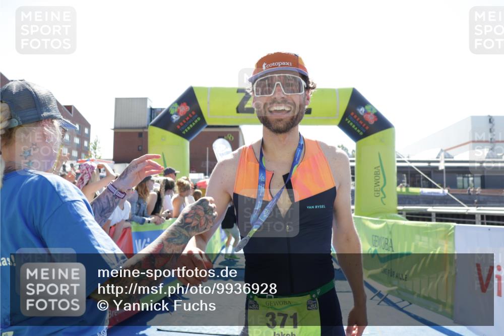 09.08.2026 - GEWOBA Citytriathlon Bremen Yannick Fuchs http://msf.ph/oto/9936928 09.08.2026 15:11:16 Ziel 371 meine-sportfotos.de