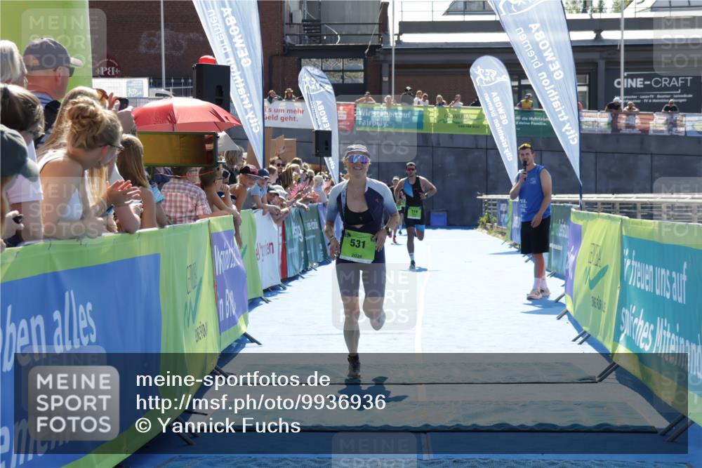 09.08.2026 - GEWOBA Citytriathlon Bremen Yannick Fuchs http://msf.ph/oto/9936936 09.08.2026 15:11:26 Ziel 118, 531 meine-sportfotos.de