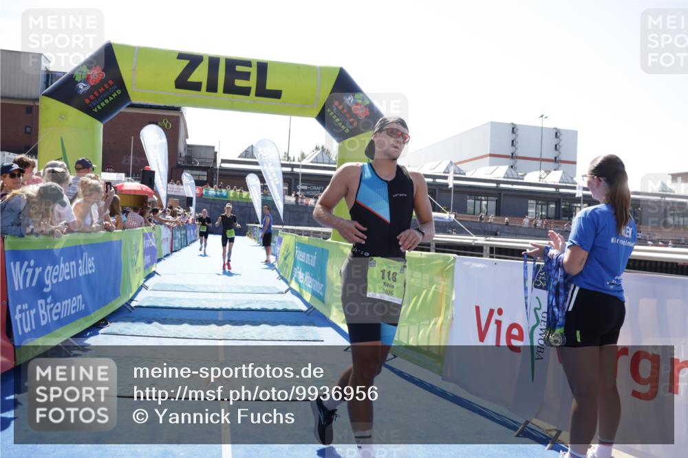 09.08.2026 - GEWOBA Citytriathlon Bremen Yannick Fuchs http://msf.ph/oto/9936956 09.08.2026 15:11:31 Ziel 118, 217, 218, 531 meine-sportfotos.de