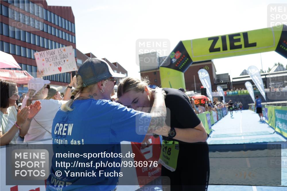 09.08.2026 - GEWOBA Citytriathlon Bremen Yannick Fuchs http://msf.ph/oto/9936976 09.08.2026 15:11:39 Ziel 83, 218 meine-sportfotos.de