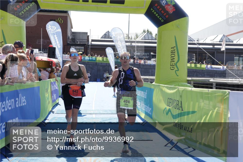 09.08.2026 - GEWOBA Citytriathlon Bremen Yannick Fuchs http://msf.ph/oto/9936992 09.08.2026 15:11:52 Ziel 38, 79, 162, 404, 943 meine-sportfotos.de