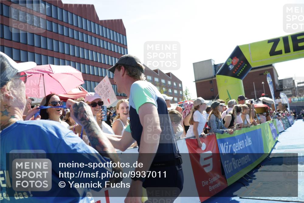 09.08.2026 - GEWOBA Citytriathlon Bremen Yannick Fuchs http://msf.ph/oto/9937011 09.08.2026 15:11:57 Ziel 79 meine-sportfotos.de