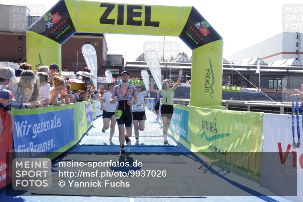 09.08.2026 - GEWOBA Citytriathlon Bremen Yannick Fuchs http://msf.ph/oto/9937026 09.08.2026 15:12:05 Ziel 97, 1103 meine-sportfotos.de