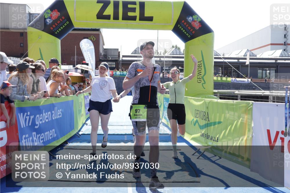 09.08.2026 - GEWOBA Citytriathlon Bremen Yannick Fuchs http://msf.ph/oto/9937030 09.08.2026 15:12:06 Ziel 97, 1103 meine-sportfotos.de