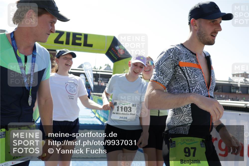 09.08.2026 - GEWOBA Citytriathlon Bremen Yannick Fuchs http://msf.ph/oto/9937031 09.08.2026 15:12:08 Ziel 97, 1103 meine-sportfotos.de