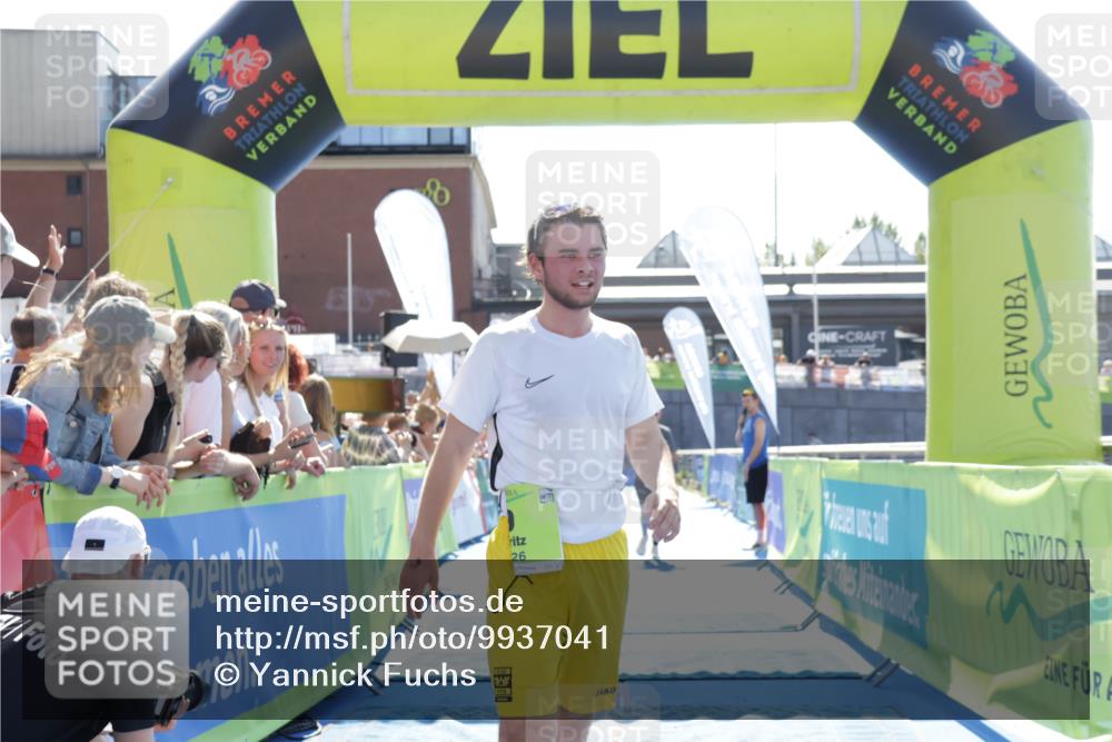 09.08.2026 - GEWOBA Citytriathlon Bremen Yannick Fuchs http://msf.ph/oto/9937041 09.08.2026 15:12:30 Ziel 455, 1019, 1019 meine-sportfotos.de