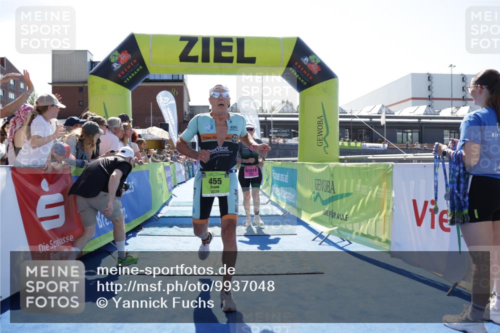 09.08.2026 - GEWOBA Citytriathlon Bremen Yannick Fuchs http://msf.ph/oto/9937048 09.08.2026 15:12:34 Ziel 151, 455, 1019, 1019 meine-sportfotos.de