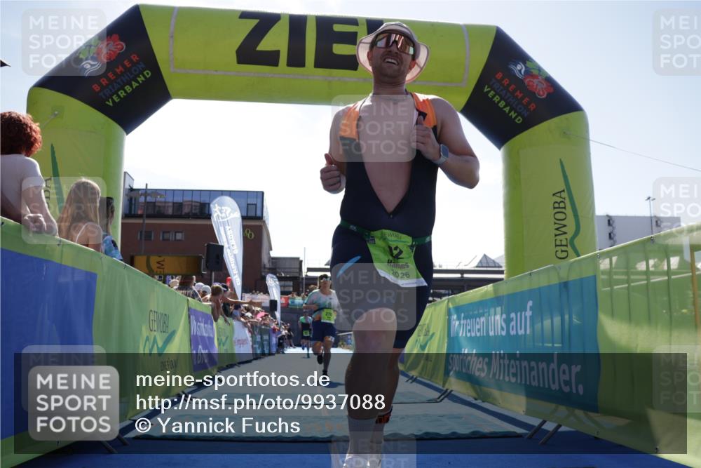 09.08.2026 - GEWOBA Citytriathlon Bremen Yannick Fuchs http://msf.ph/oto/9937088 09.08.2026 15:13:11 Ziel 92, 270, 403 meine-sportfotos.de