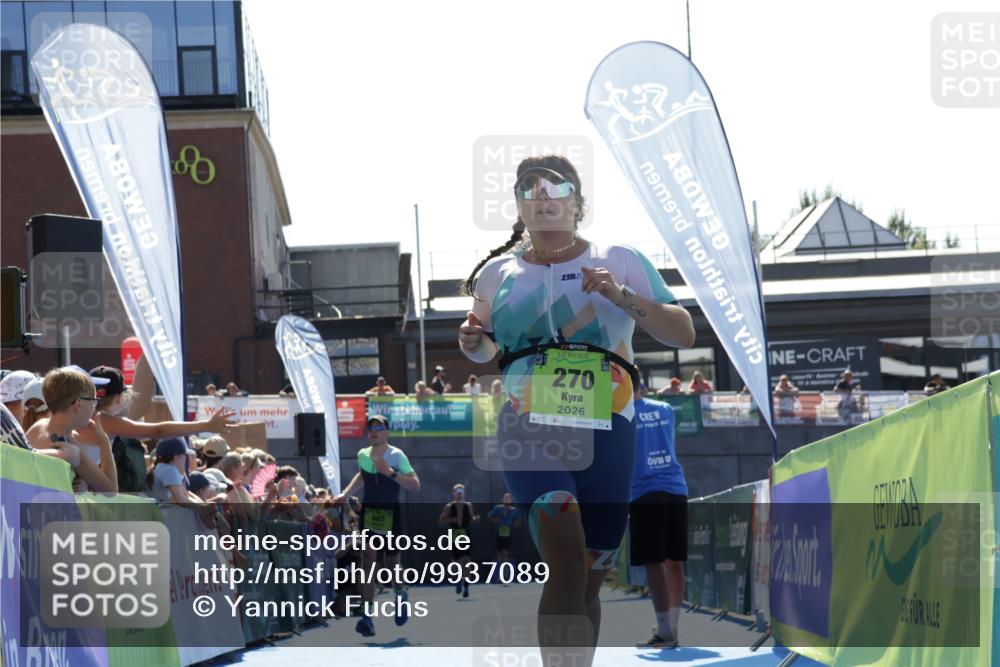 09.08.2026 - GEWOBA Citytriathlon Bremen Yannick Fuchs http://msf.ph/oto/9937089 09.08.2026 15:13:12 Ziel 92, 270, 403 meine-sportfotos.de