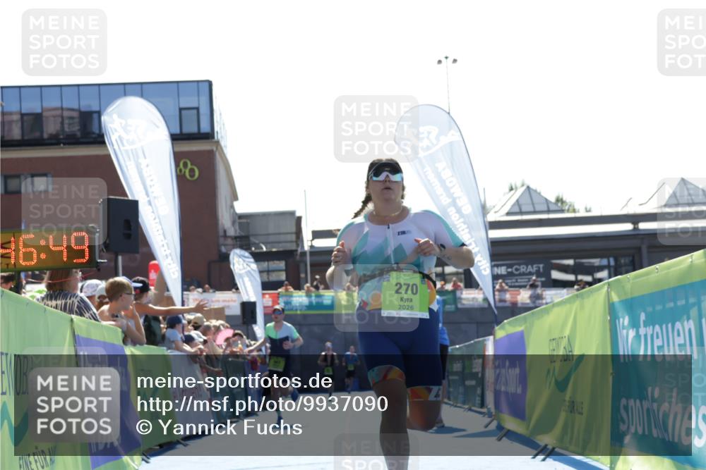 09.08.2026 - GEWOBA Citytriathlon Bremen Yannick Fuchs http://msf.ph/oto/9937090 09.08.2026 15:13:12 Ziel 92, 270, 403 meine-sportfotos.de