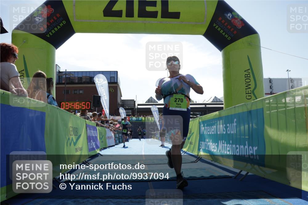 09.08.2026 - GEWOBA Citytriathlon Bremen Yannick Fuchs http://msf.ph/oto/9937094 09.08.2026 15:13:13 Ziel 92, 270, 403 meine-sportfotos.de