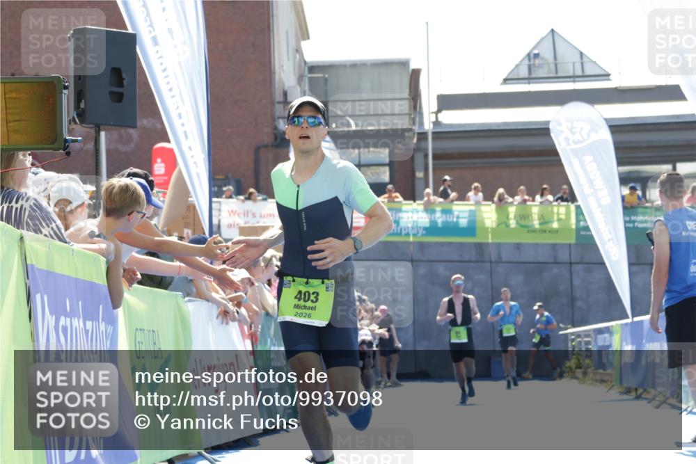 09.08.2026 - GEWOBA Citytriathlon Bremen Yannick Fuchs http://msf.ph/oto/9937098 09.08.2026 15:13:14 Ziel 92, 270, 403 meine-sportfotos.de