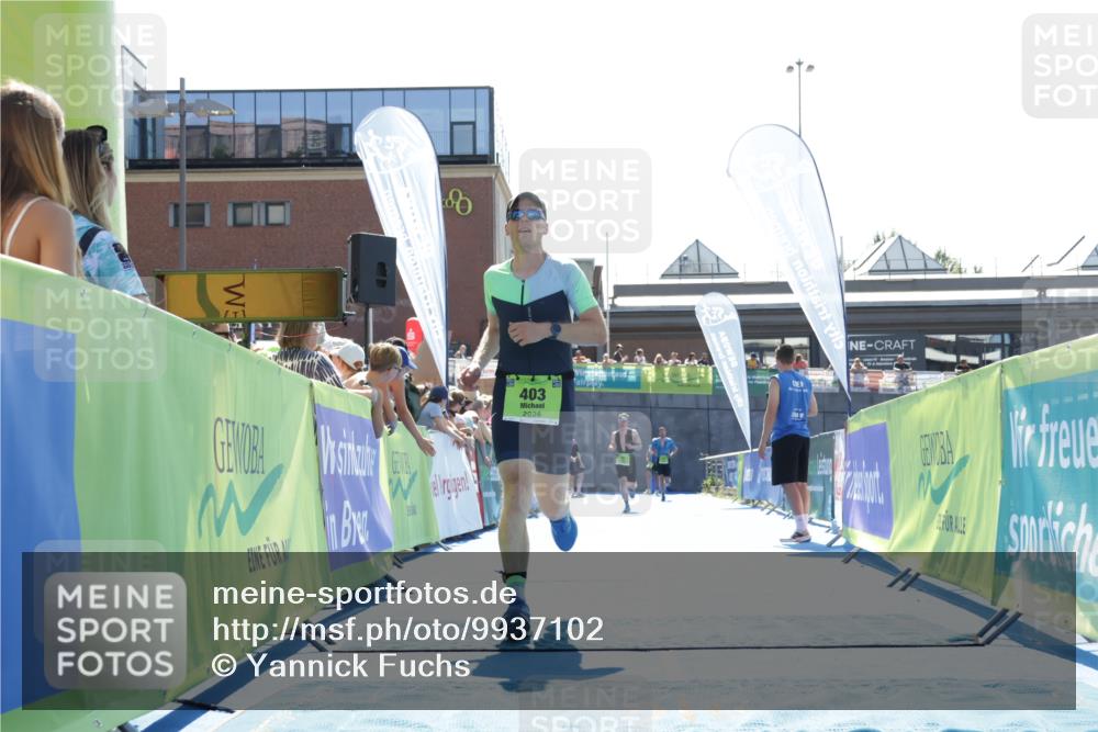 09.08.2026 - GEWOBA Citytriathlon Bremen Yannick Fuchs http://msf.ph/oto/9937102 09.08.2026 15:13:15 Ziel 92, 270, 403 meine-sportfotos.de