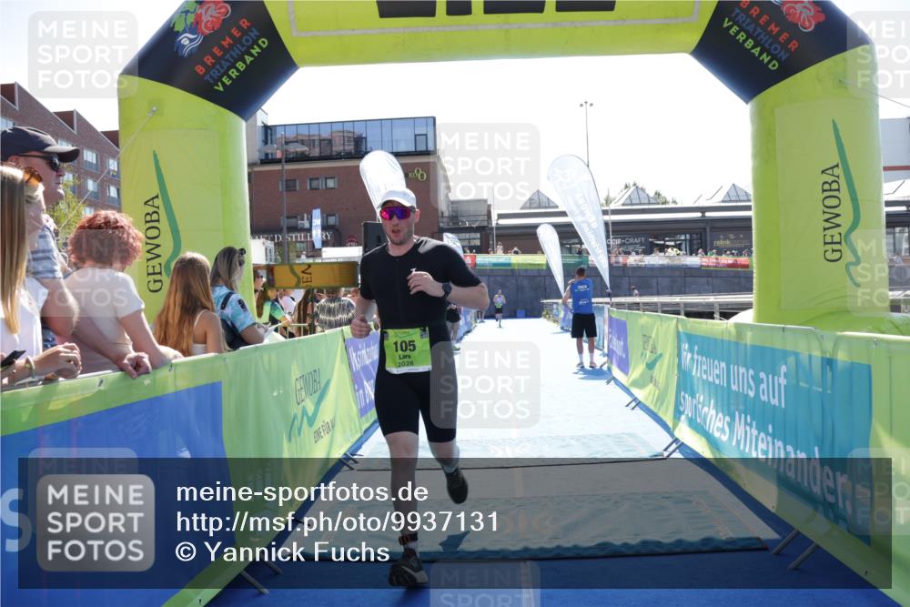 09.08.2026 - GEWOBA Citytriathlon Bremen Yannick Fuchs http://msf.ph/oto/9937131 09.08.2026 15:13:34 Ziel 105 meine-sportfotos.de