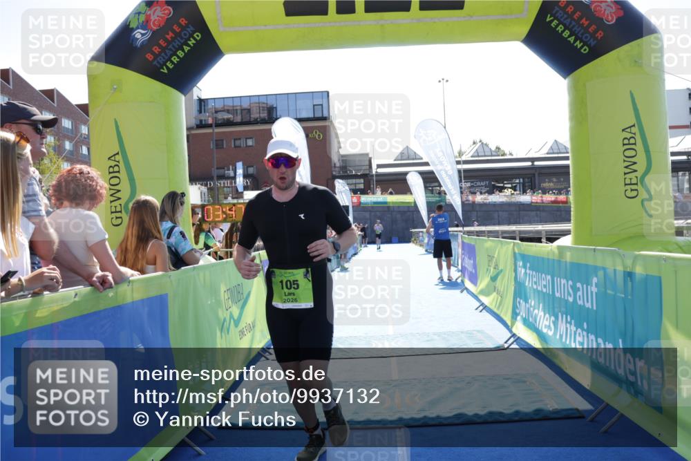 09.08.2026 - GEWOBA Citytriathlon Bremen Yannick Fuchs http://msf.ph/oto/9937132 09.08.2026 15:13:34 Ziel 105 meine-sportfotos.de