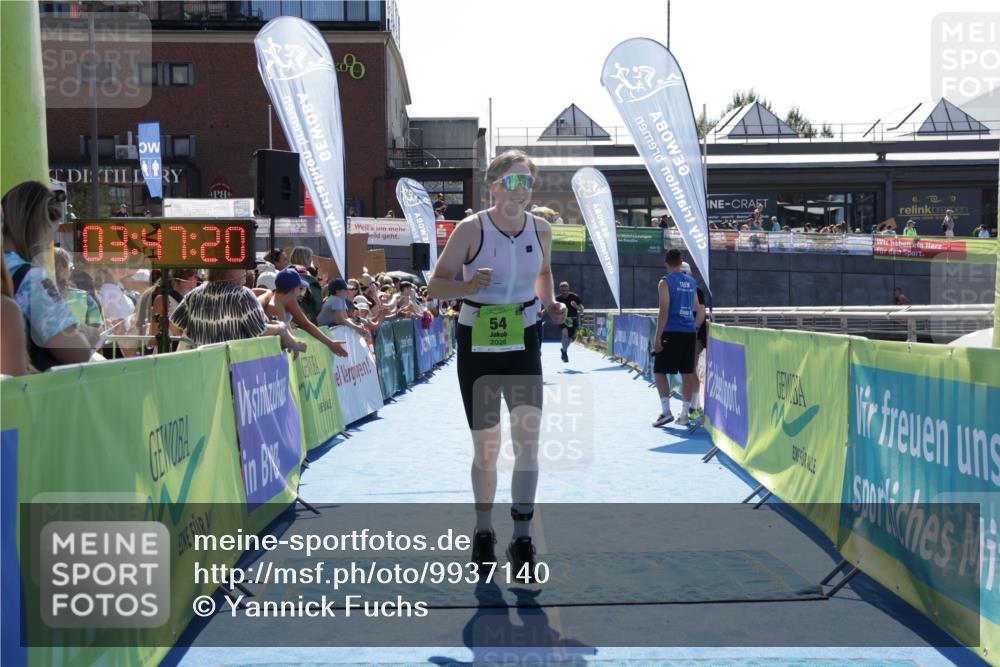 09.08.2026 - GEWOBA Citytriathlon Bremen Yannick Fuchs http://msf.ph/oto/9937140 09.08.2026 15:13:43 Ziel 54, 86, 362, 450 meine-sportfotos.de