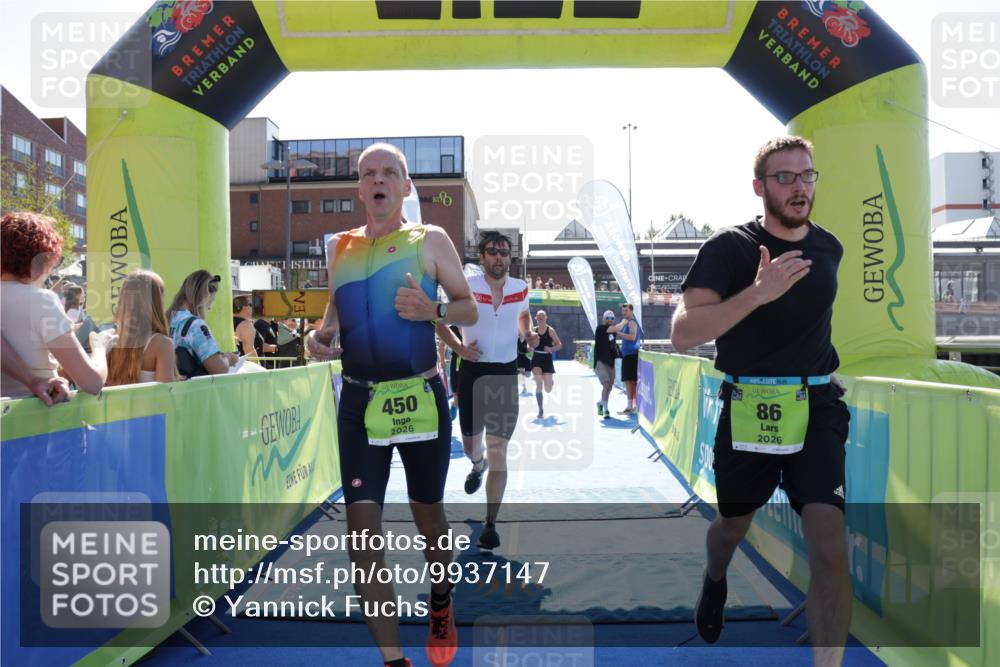 09.08.2026 - GEWOBA Citytriathlon Bremen Yannick Fuchs http://msf.ph/oto/9937147 09.08.2026 15:13:48 Ziel 54, 86, 180, 278, 349, 362, 450 meine-sportfotos.de