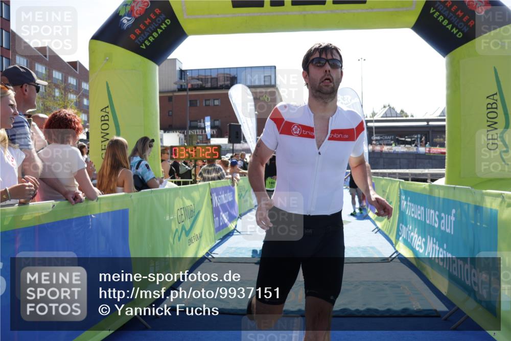 09.08.2026 - GEWOBA Citytriathlon Bremen Yannick Fuchs http://msf.ph/oto/9937151 09.08.2026 15:13:48 Ziel 54, 86, 180, 278, 349, 362, 450 meine-sportfotos.de