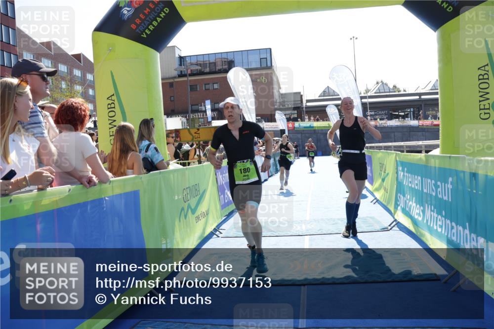 09.08.2026 - GEWOBA Citytriathlon Bremen Yannick Fuchs http://msf.ph/oto/9937153 09.08.2026 15:13:49 Ziel 86, 180, 278, 321, 349, 362, 450 meine-sportfotos.de