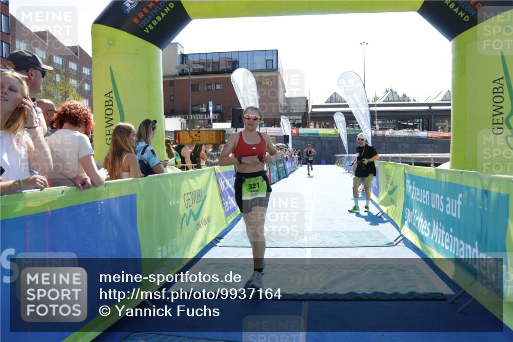 09.08.2026 - GEWOBA Citytriathlon Bremen Yannick Fuchs http://msf.ph/oto/9937164 09.08.2026 15:13:54 Ziel 77, 180, 278, 321, 349 meine-sportfotos.de