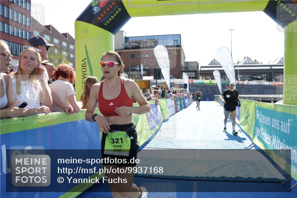 09.08.2026 - GEWOBA Citytriathlon Bremen Yannick Fuchs http://msf.ph/oto/9937168 09.08.2026 15:13:55 Ziel 77, 278, 321 meine-sportfotos.de