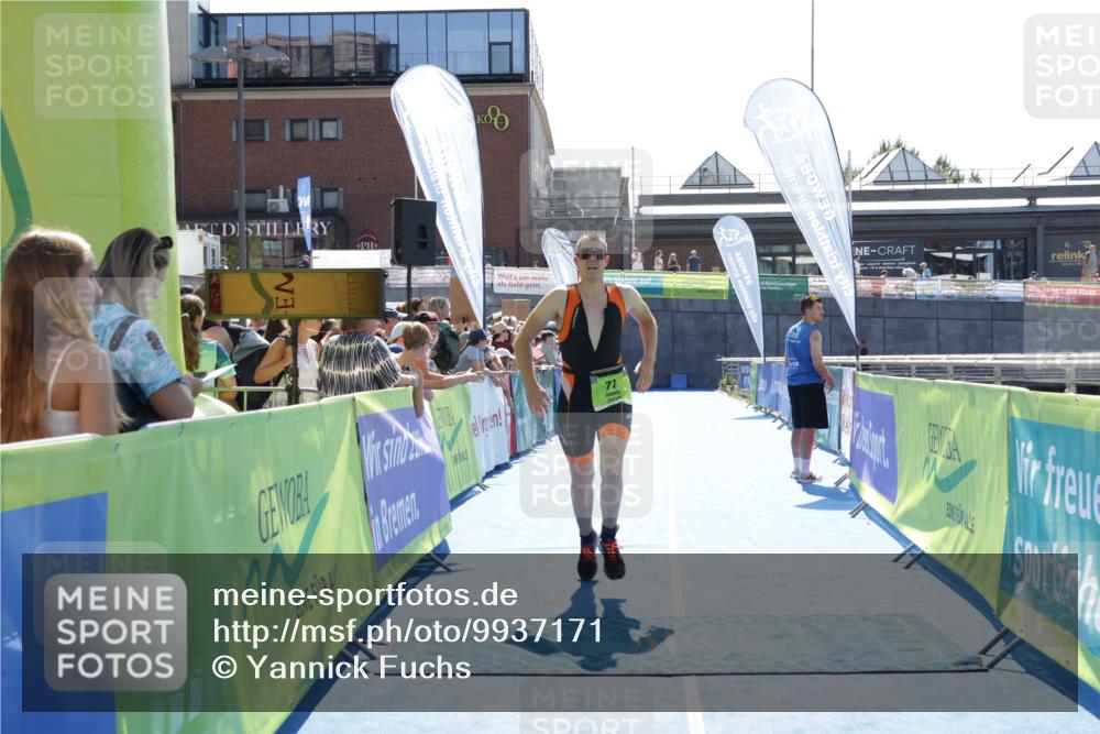 09.08.2026 - GEWOBA Citytriathlon Bremen Yannick Fuchs http://msf.ph/oto/9937171 09.08.2026 15:13:58 Ziel 77, 321 meine-sportfotos.de