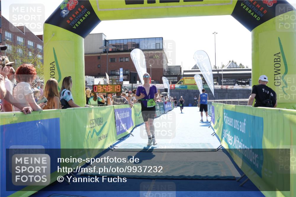 09.08.2026 - GEWOBA Citytriathlon Bremen Yannick Fuchs http://msf.ph/oto/9937232 09.08.2026 15:14:42 Ziel 139 meine-sportfotos.de