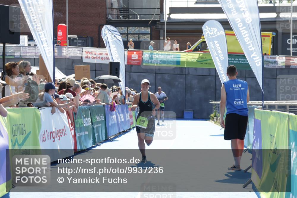 09.08.2026 - GEWOBA Citytriathlon Bremen Yannick Fuchs http://msf.ph/oto/9937236 09.08.2026 15:14:45 Ziel 139, 346 meine-sportfotos.de