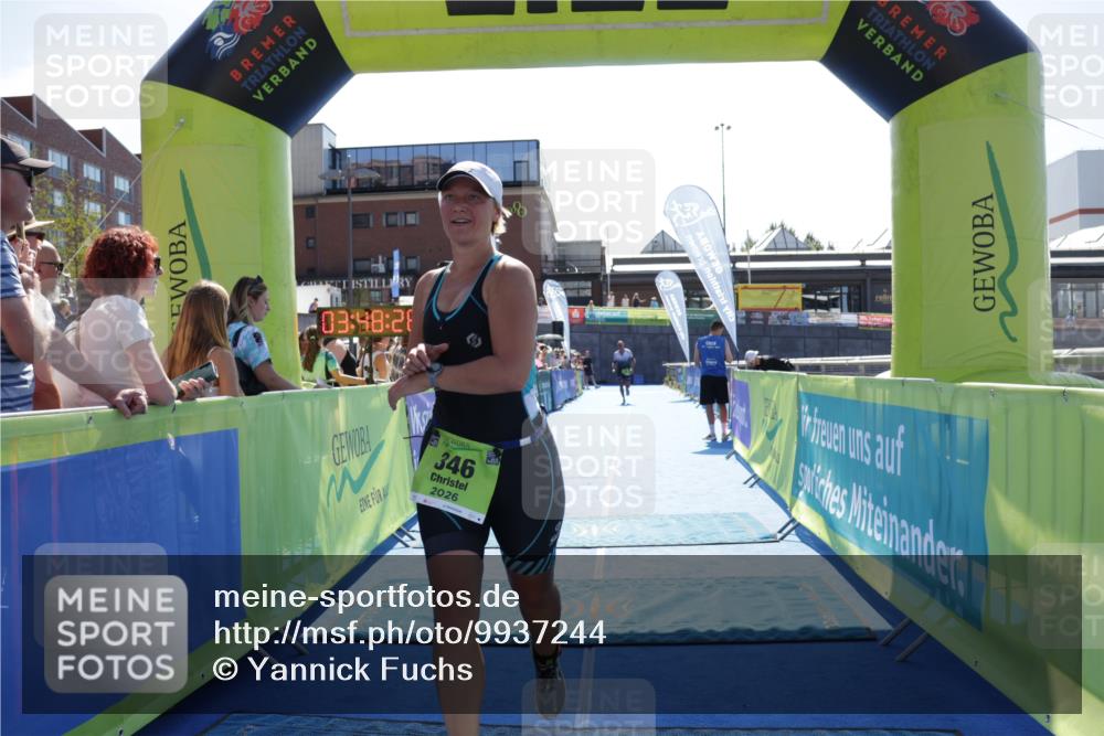 09.08.2026 - GEWOBA Citytriathlon Bremen Yannick Fuchs http://msf.ph/oto/9937244 09.08.2026 15:14:49 Ziel 346 meine-sportfotos.de