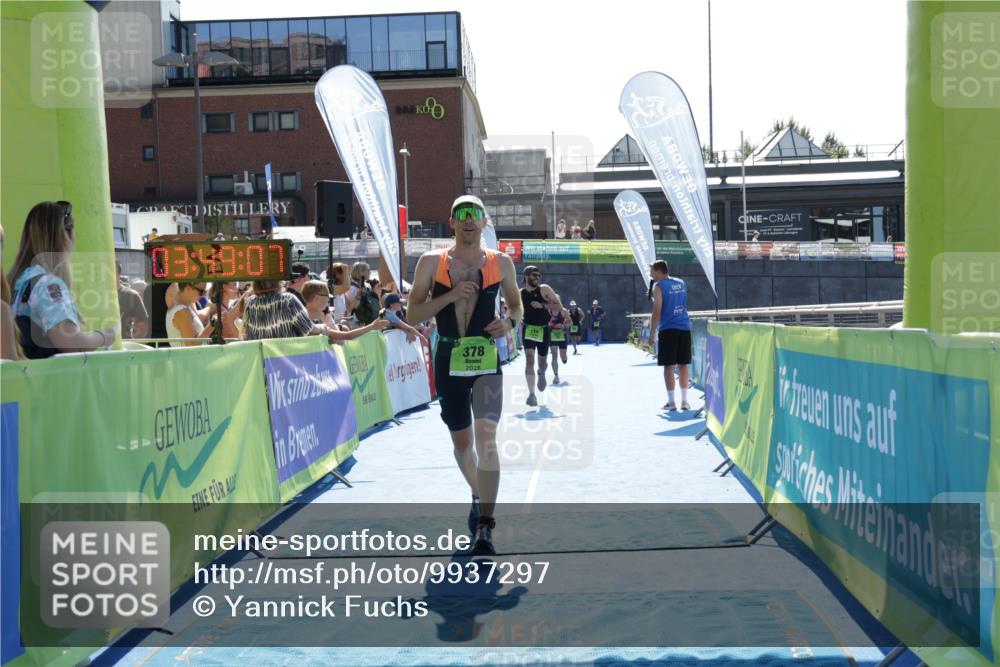 09.08.2026 - GEWOBA Citytriathlon Bremen Yannick Fuchs http://msf.ph/oto/9937297 09.08.2026 15:15:30 Ziel 154, 337, 378 meine-sportfotos.de