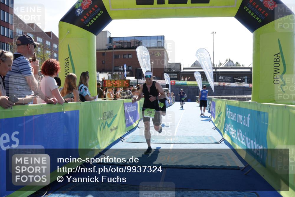 09.08.2026 - GEWOBA Citytriathlon Bremen Yannick Fuchs http://msf.ph/oto/9937324 09.08.2026 15:15:38 Ziel 154, 257, 337, 466 meine-sportfotos.de