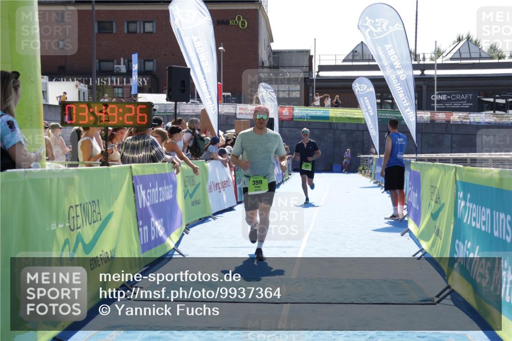 09.08.2026 - GEWOBA Citytriathlon Bremen Yannick Fuchs http://msf.ph/oto/9937364 09.08.2026 15:15:49 Ziel 359, 395 meine-sportfotos.de