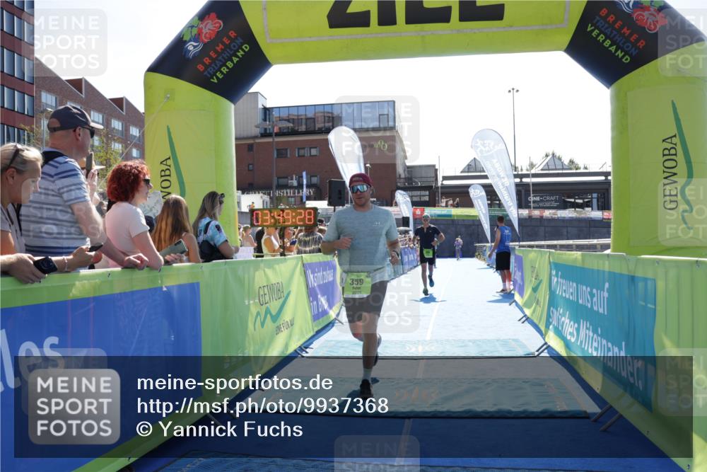 09.08.2026 - GEWOBA Citytriathlon Bremen Yannick Fuchs http://msf.ph/oto/9937368 09.08.2026 15:15:51 Ziel 359, 395 meine-sportfotos.de