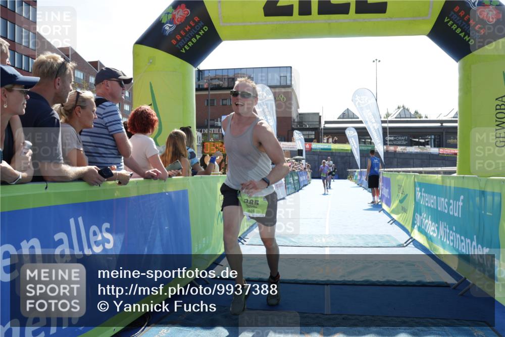 09.08.2026 - GEWOBA Citytriathlon Bremen Yannick Fuchs http://msf.ph/oto/9937388 09.08.2026 15:15:58 Ziel 385, 395, 523 meine-sportfotos.de
