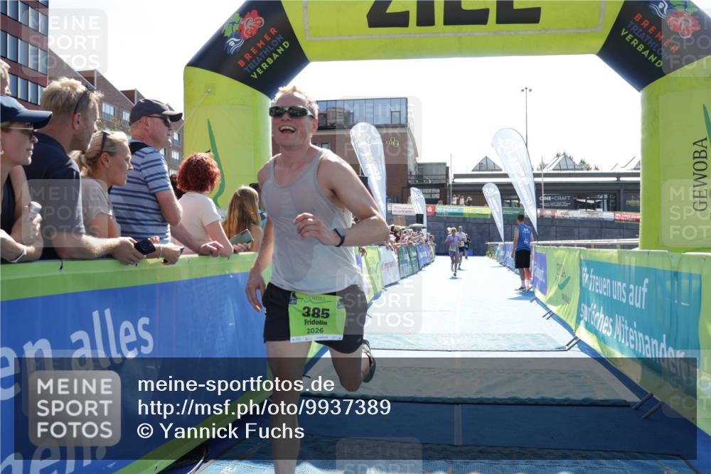 09.08.2026 - GEWOBA Citytriathlon Bremen Yannick Fuchs http://msf.ph/oto/9937389 09.08.2026 15:15:58 Ziel 385, 395, 523 meine-sportfotos.de
