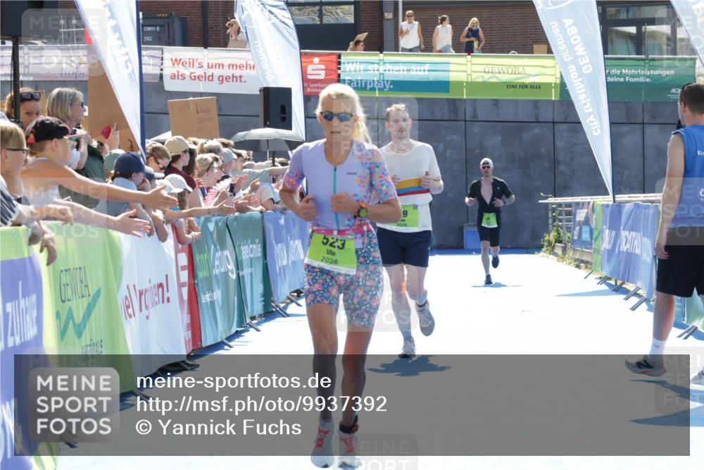 09.08.2026 - GEWOBA Citytriathlon Bremen Yannick Fuchs http://msf.ph/oto/9937392 09.08.2026 15:16:01 Ziel 49, 385, 523 meine-sportfotos.de