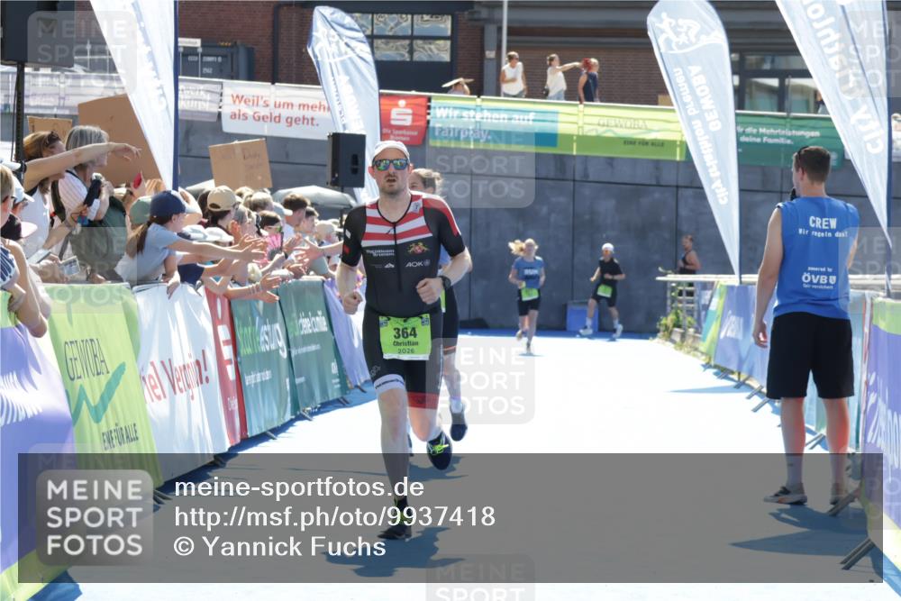09.08.2026 - GEWOBA Citytriathlon Bremen Yannick Fuchs http://msf.ph/oto/9937418 09.08.2026 15:16:14 Ziel 45, 339, 364 meine-sportfotos.de