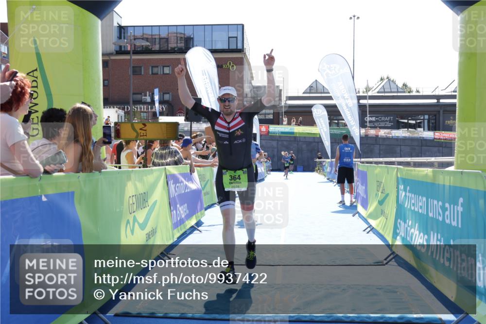 09.08.2026 - GEWOBA Citytriathlon Bremen Yannick Fuchs http://msf.ph/oto/9937422 09.08.2026 15:16:16 Ziel 339, 364 meine-sportfotos.de
