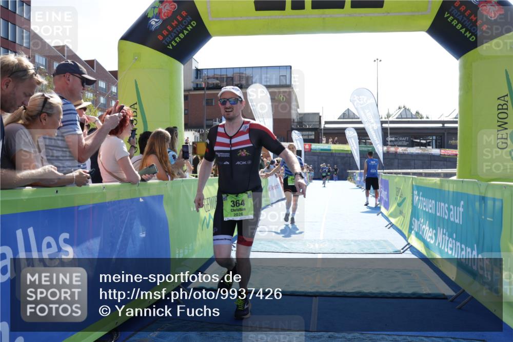 09.08.2026 - GEWOBA Citytriathlon Bremen Yannick Fuchs http://msf.ph/oto/9937426 09.08.2026 15:16:17 Ziel 339, 364 meine-sportfotos.de
