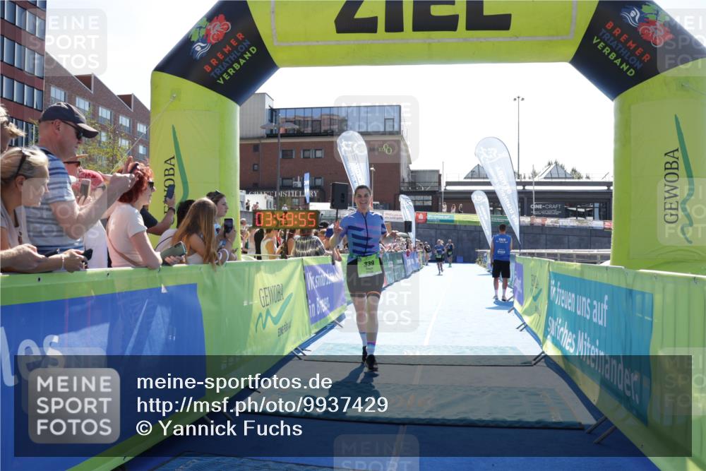 09.08.2026 - GEWOBA Citytriathlon Bremen Yannick Fuchs http://msf.ph/oto/9937429 09.08.2026 15:16:18 Ziel 339, 364 meine-sportfotos.de