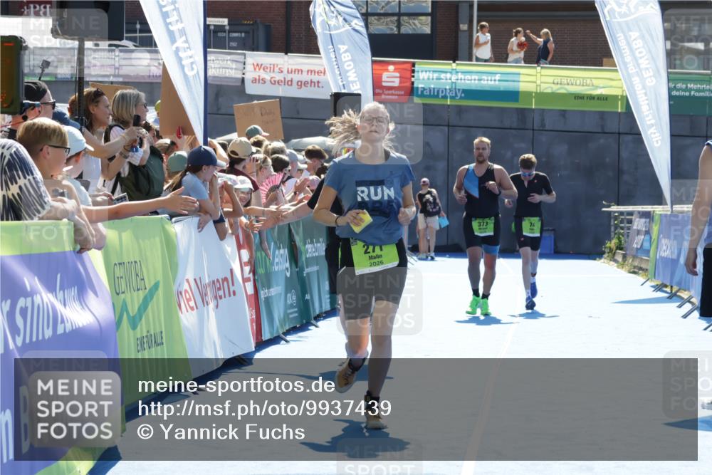 09.08.2026 - GEWOBA Citytriathlon Bremen Yannick Fuchs http://msf.ph/oto/9937439 09.08.2026 15:16:24 Ziel 7, 74, 271, 373 meine-sportfotos.de