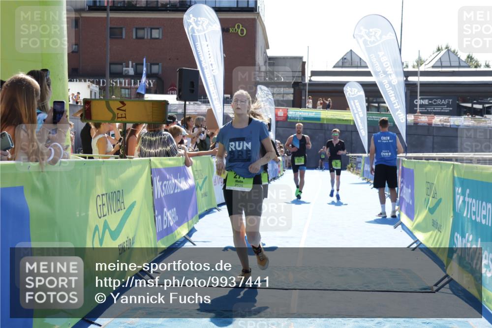 09.08.2026 - GEWOBA Citytriathlon Bremen Yannick Fuchs http://msf.ph/oto/9937441 09.08.2026 15:16:25 Ziel 7, 74, 271, 373 meine-sportfotos.de