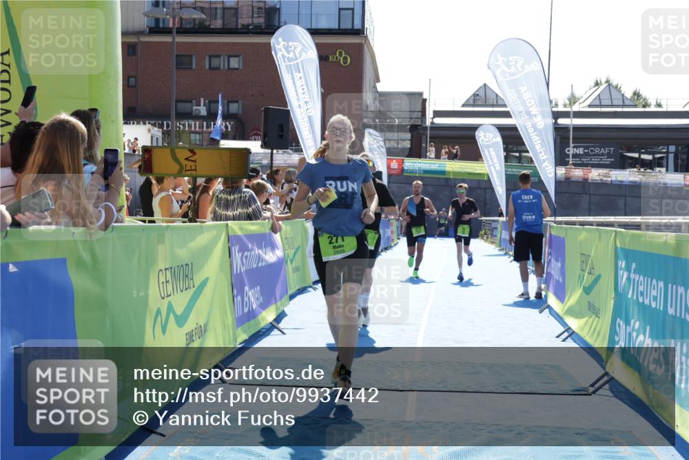 09.08.2026 - GEWOBA Citytriathlon Bremen Yannick Fuchs http://msf.ph/oto/9937442 09.08.2026 15:16:26 Ziel 7, 74, 271, 373 meine-sportfotos.de