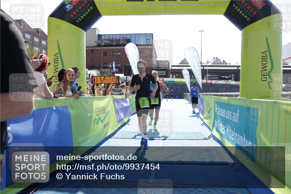 09.08.2026 - GEWOBA Citytriathlon Bremen Yannick Fuchs http://msf.ph/oto/9937454 09.08.2026 15:16:29 Ziel 7, 74, 271, 373 meine-sportfotos.de