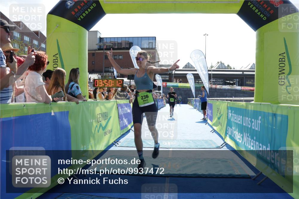 09.08.2026 - GEWOBA Citytriathlon Bremen Yannick Fuchs http://msf.ph/oto/9937472 09.08.2026 15:16:35 Ziel 236, 334 meine-sportfotos.de