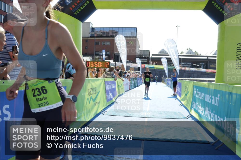 09.08.2026 - GEWOBA Citytriathlon Bremen Yannick Fuchs http://msf.ph/oto/9937476 09.08.2026 15:16:36 Ziel 236, 334, 402 meine-sportfotos.de