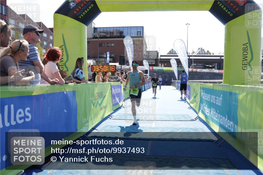 09.08.2026 - GEWOBA Citytriathlon Bremen Yannick Fuchs http://msf.ph/oto/9937493 09.08.2026 15:16:41 Ziel 205, 334, 370, 402 meine-sportfotos.de
