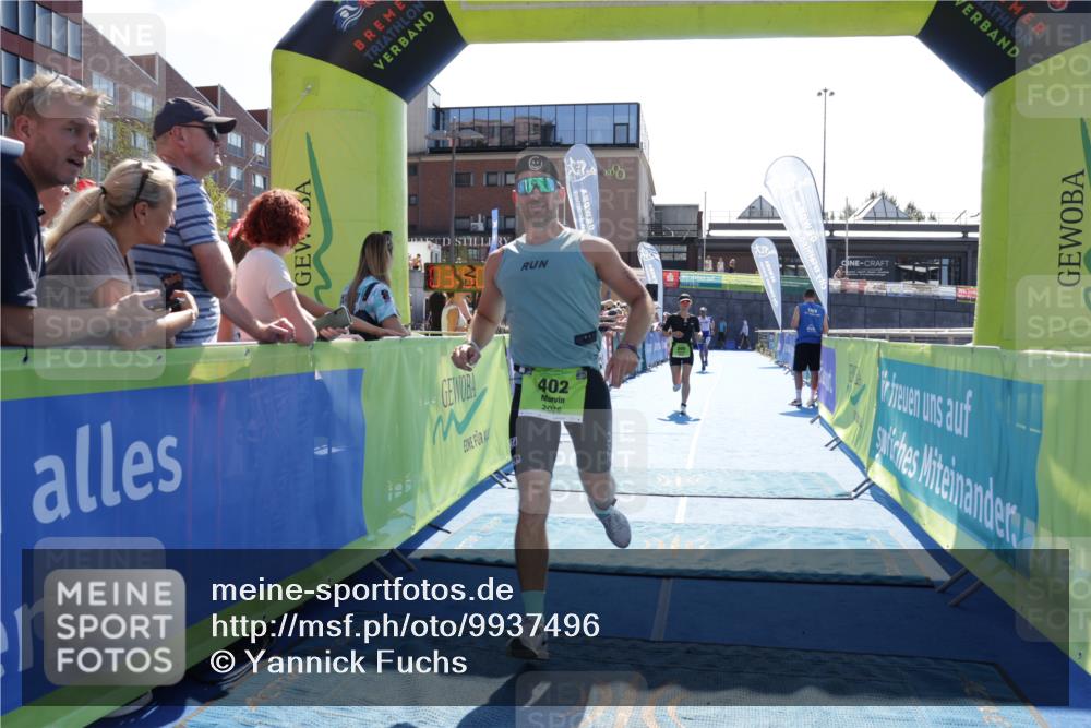 09.08.2026 - GEWOBA Citytriathlon Bremen Yannick Fuchs http://msf.ph/oto/9937496 09.08.2026 15:16:42 Ziel 205, 334, 370, 402 meine-sportfotos.de