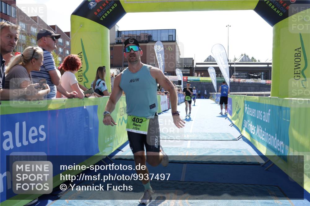 09.08.2026 - GEWOBA Citytriathlon Bremen Yannick Fuchs http://msf.ph/oto/9937497 09.08.2026 15:16:42 Ziel 205, 334, 370, 402 meine-sportfotos.de